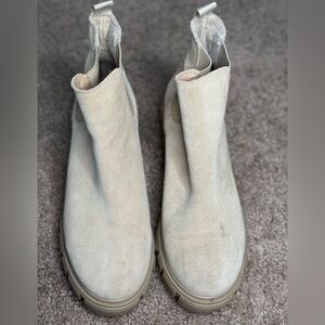 Steve Madden Beige Women's Shoes